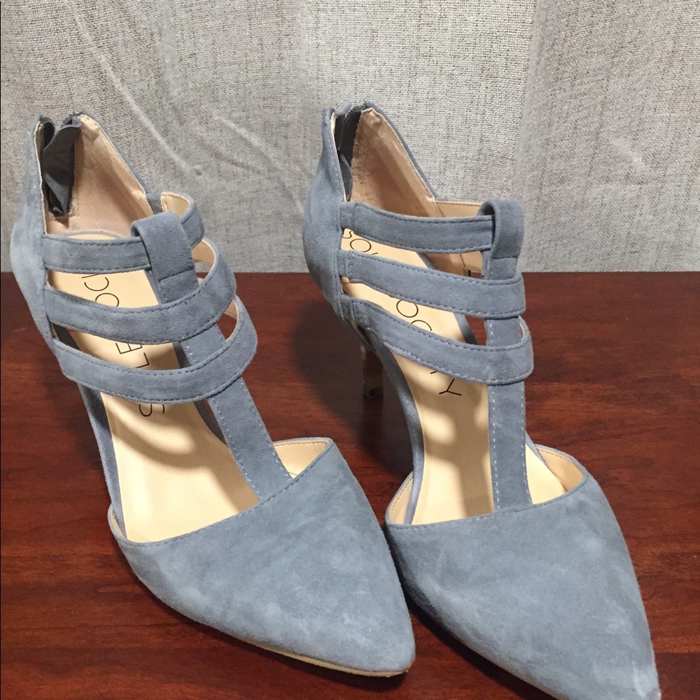 Women’s shoes